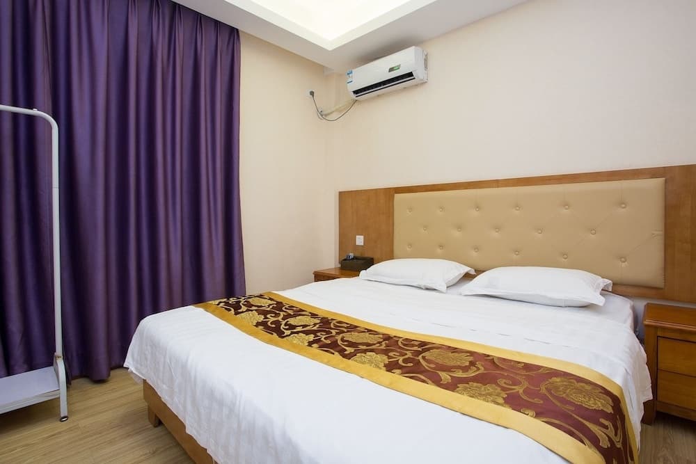 Sanya Beach Yard Apartment Wuzhizhou - Санья