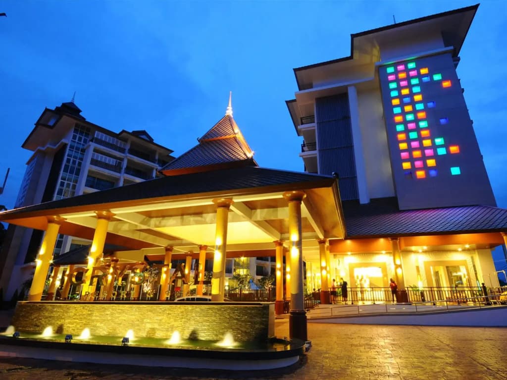 Отель Crystal Palace Pattaya - Паттайя