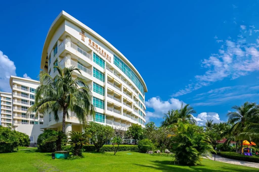 Sunshine Resort Intime Sanya - Санья