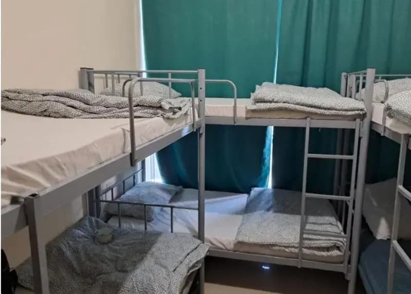 Top House Hostel - Абу-Даби