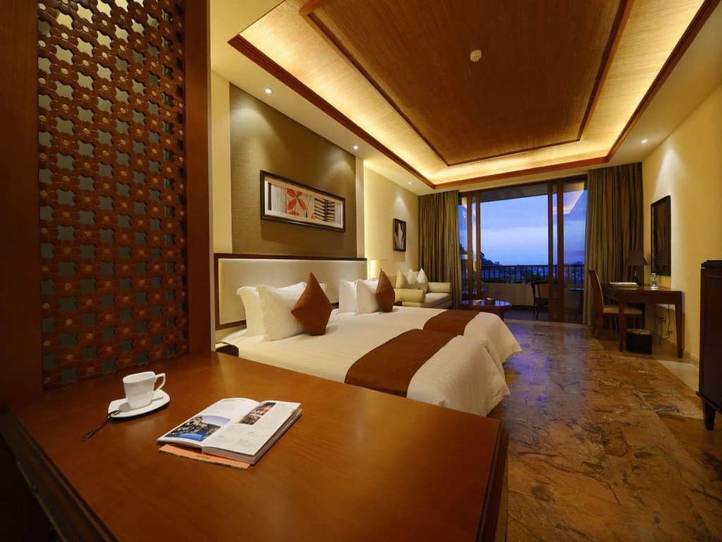 Shixishu Jianguo Yalong Bay Resort Hotel - Санья