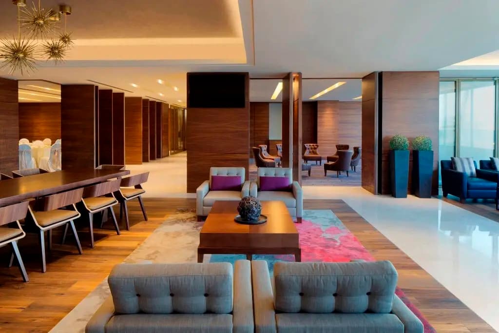 Hyatt Regency Dubai & The Galleria Residence - Дубай
