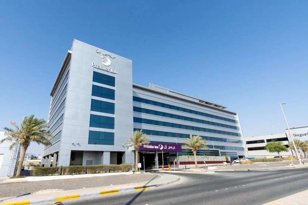 Premier Inn Abu Dhabi International Airport - Абу-Даби