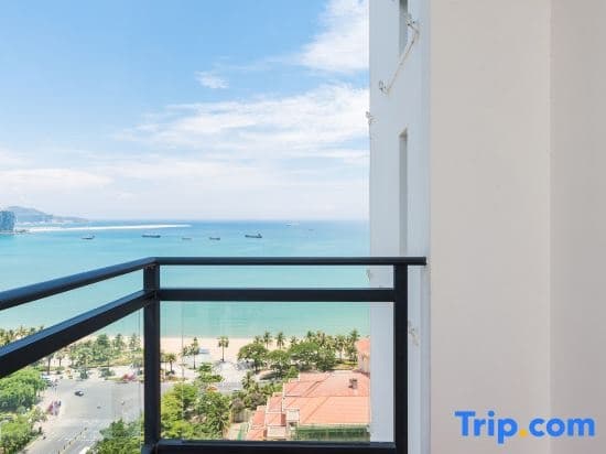 Sanya Yunju Seaview Apartment - Санья