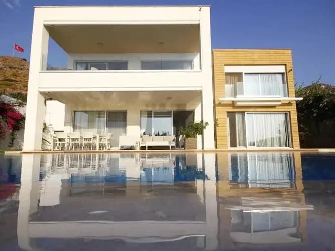 Villa Beaton - Тургутрейс