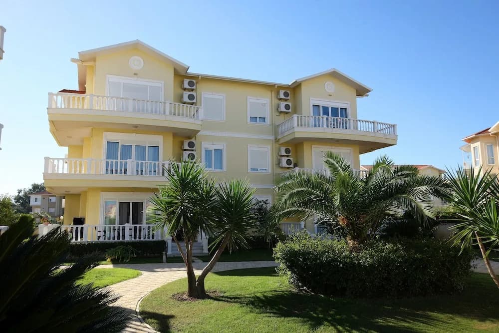 Cleodora Apartment - Белек