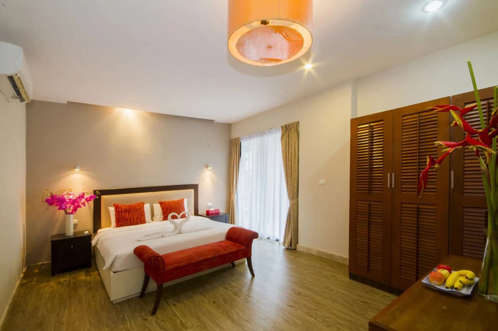 Pratumnak Regal Villa - Паттайя