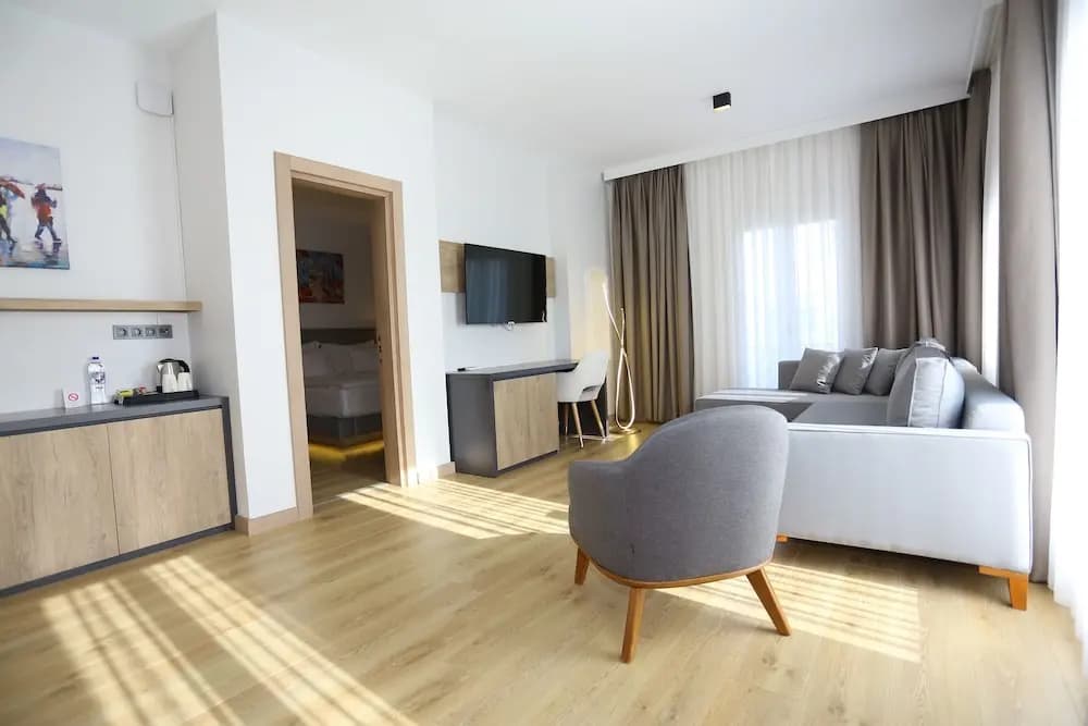 Yalinn Hotel - Ялыкавак