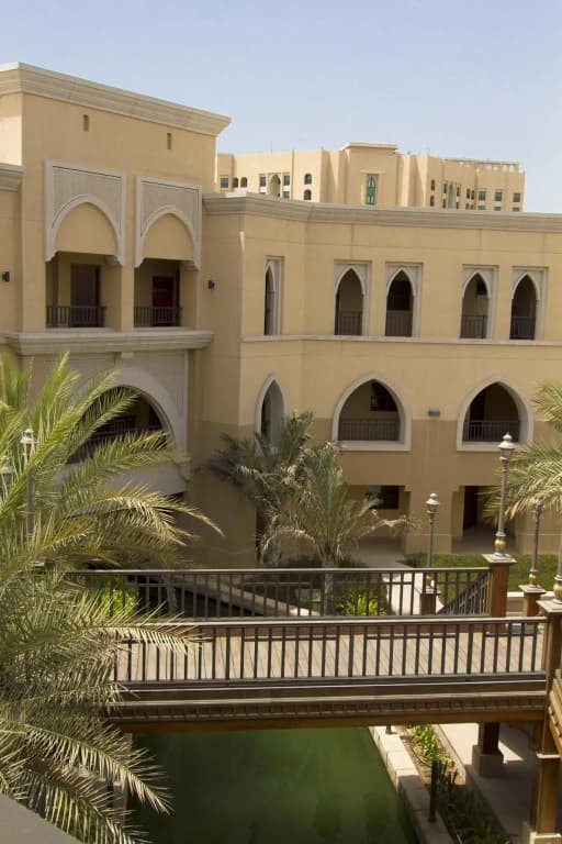 Shangri-La Hotel Apartments Qaryat Al Beri - Абу-Даби