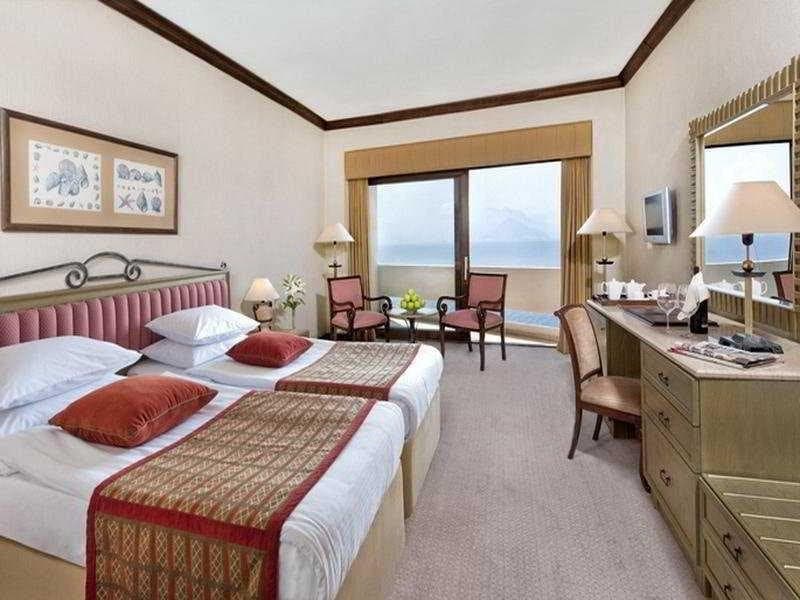 Divan Antalya - Анталья