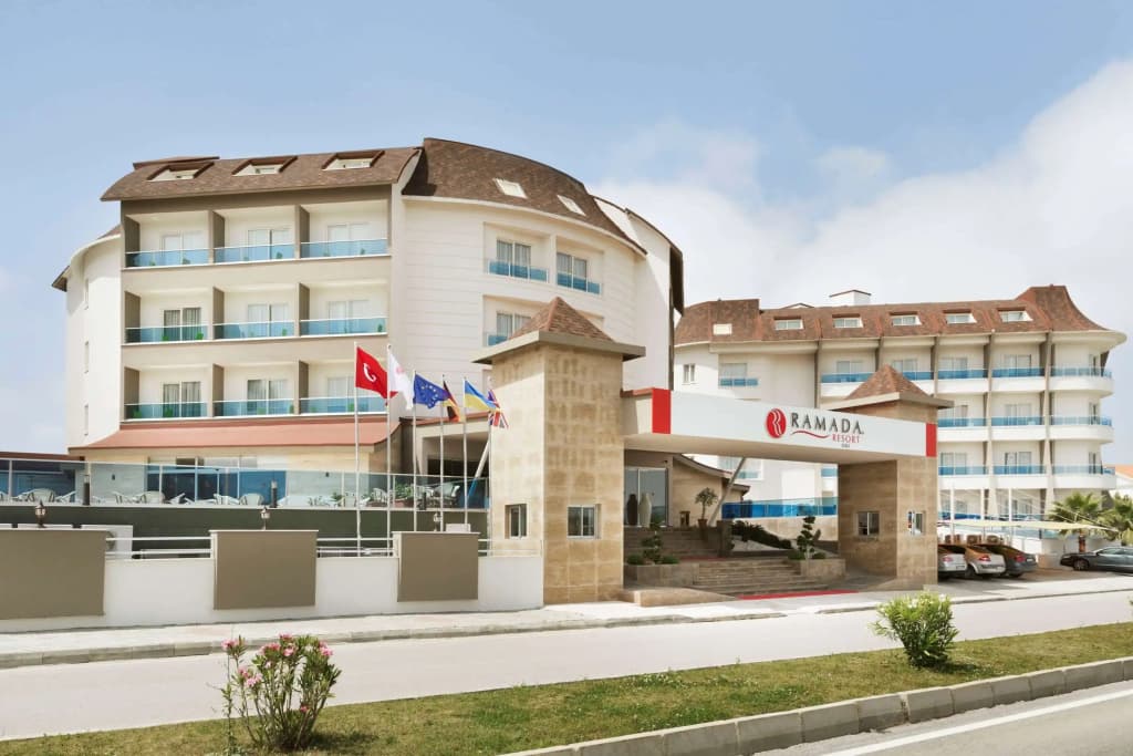 Ramada Resort by Wyndham Side - Сиде