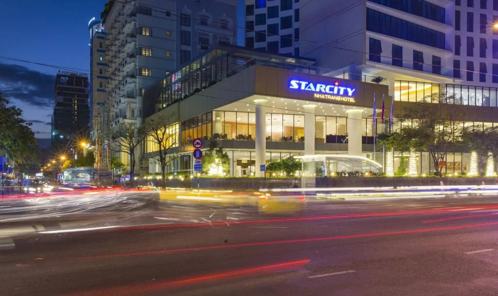 Отель Starcity Bayfront Nha Trang - Нячанг