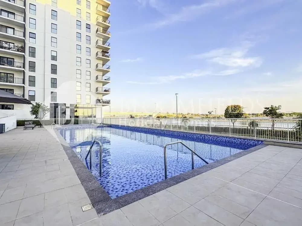 Bloomfields Comfortable 1Br In Water - Абу-Даби