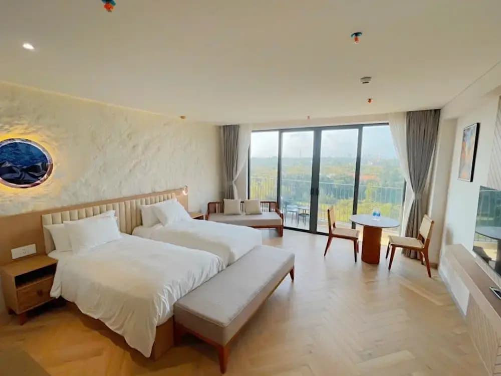 Mona Luxe Apartment - Дананг