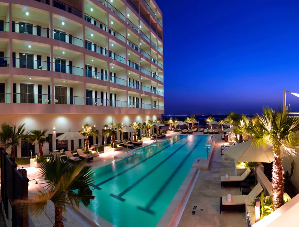 Отель Staybridge Suites Abu Dhabi Yas Island by IHG - Абу-Даби