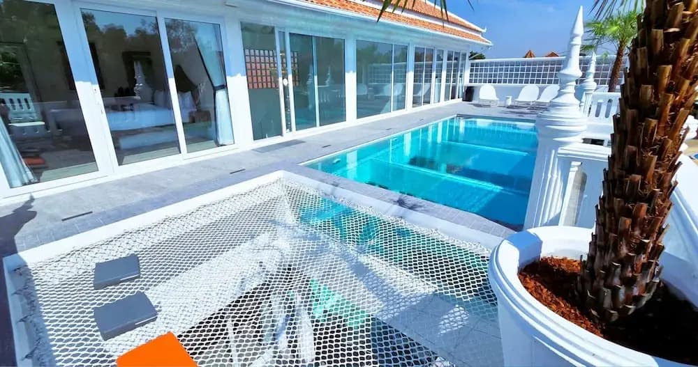 STARLAND Luxury Pool Villa Pattaya Walking Street - Паттайя