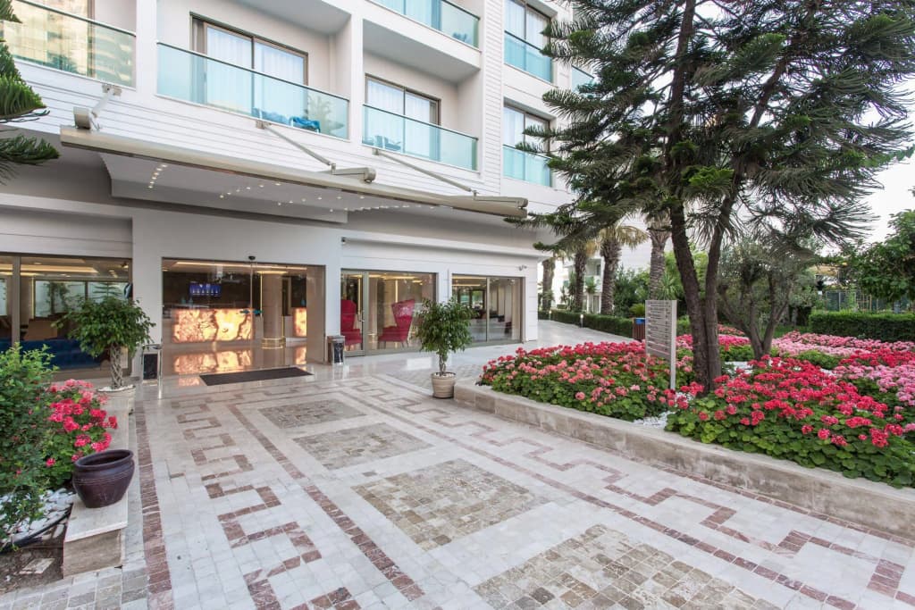 Falcon Hotel - Анталья