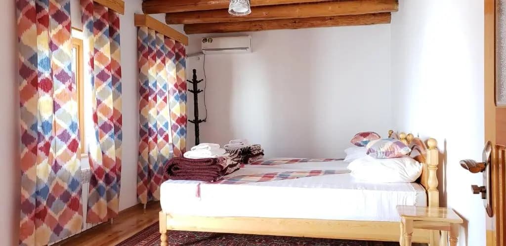 Sarrafon B&B - Бухара
