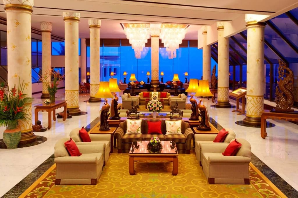 Royal Wing Suites & Spa Pattaya - Паттайя