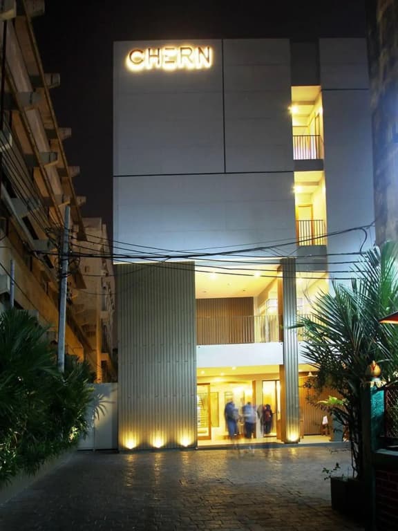 CHERN Bangkok - Бангкок