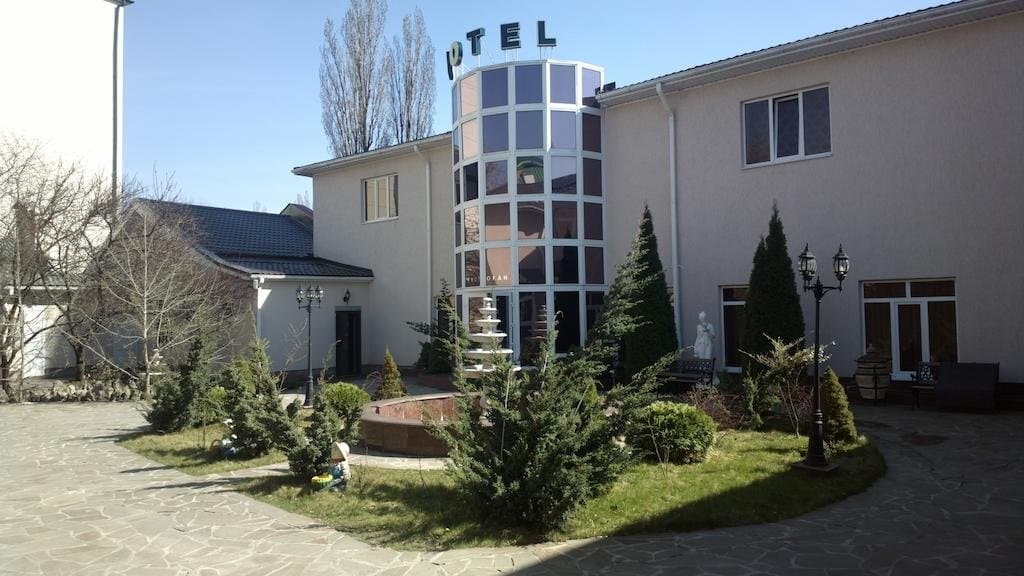 Континенталь Отель - Пятигорск