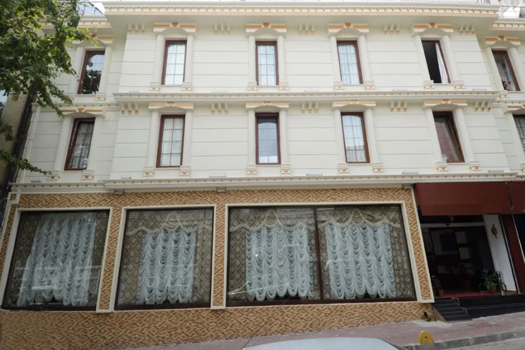 Safir Hotel - Стамбул