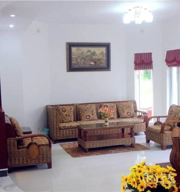 Sanya Sunshine Holiday Apartment - Yalongwan Branch - Санья