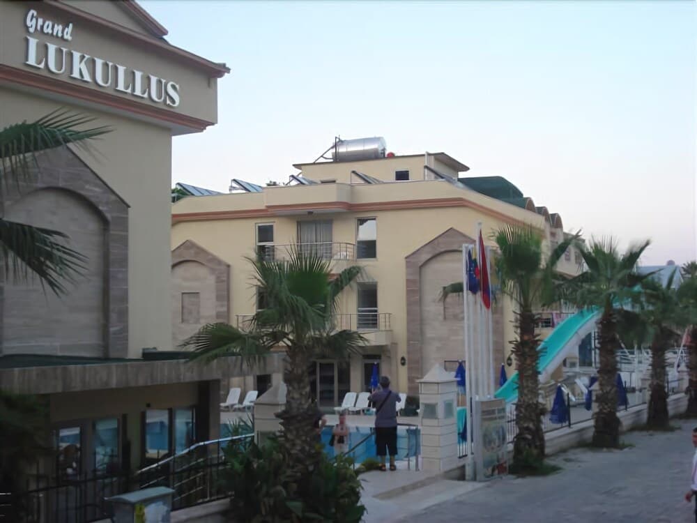 Grand Lukullus Hotel - Кемер