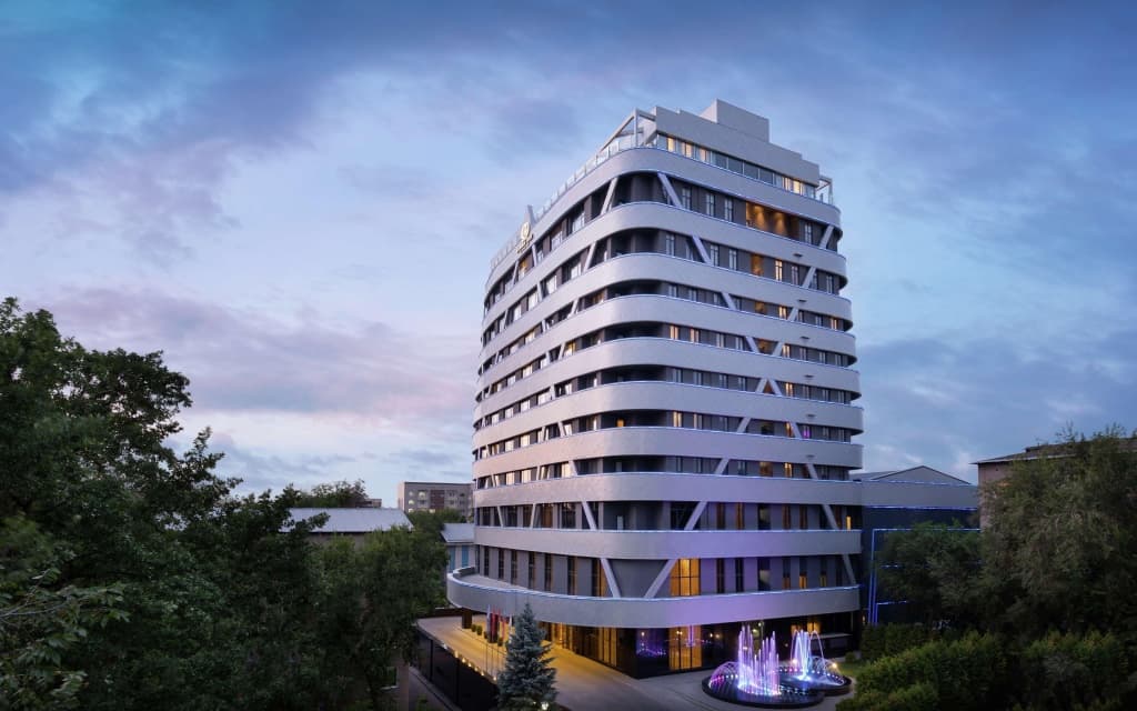 Отель DoubleTree by Hilton Almaty - Алматы