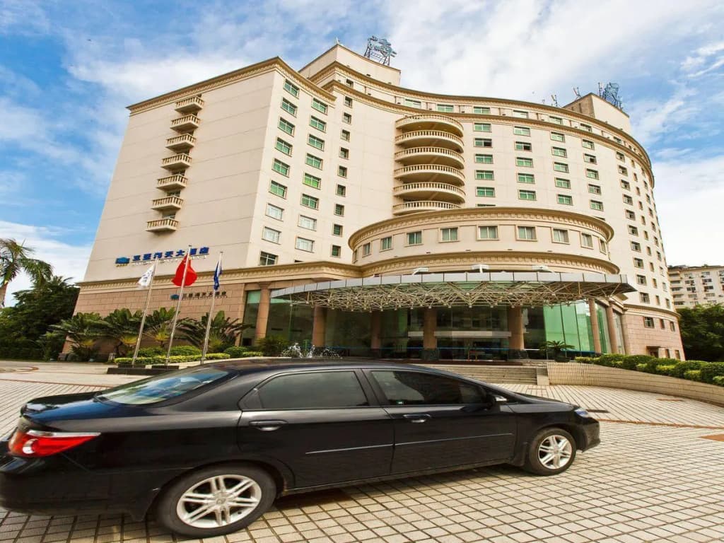 Hyton Hotel Sanya - Санья