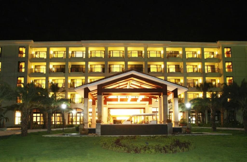 Dragon Bay Hotel Sanya - Санья