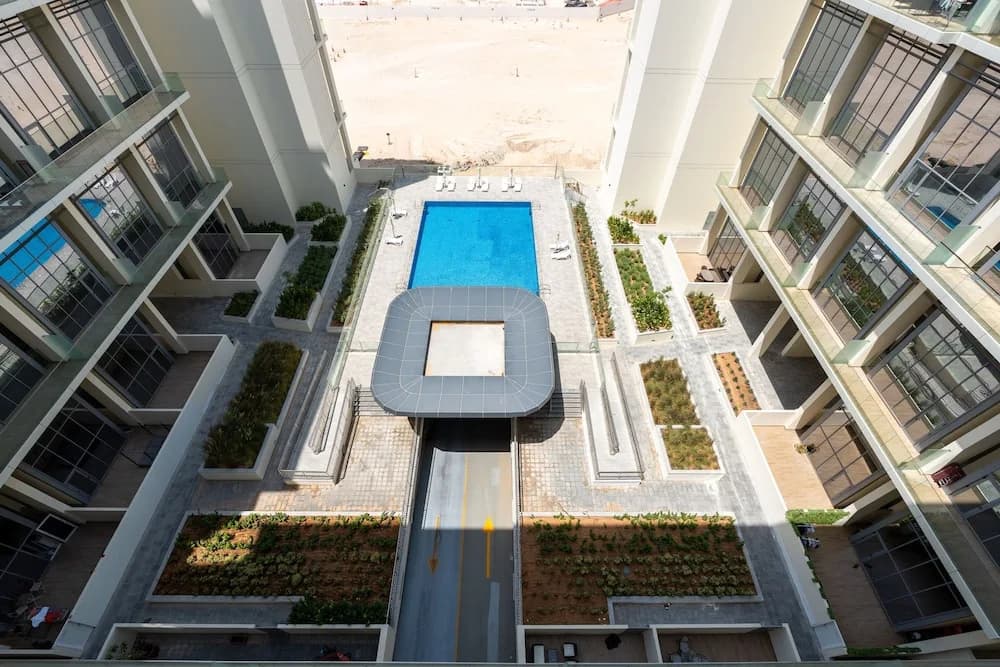 Urban 1BR in Masdar City w Pool View Balcony - Абу-Даби