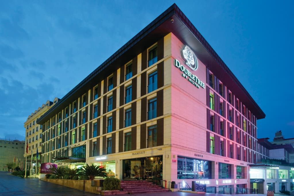 Отель Doubletree By Hilton Istanbul Old Town - Стамбул