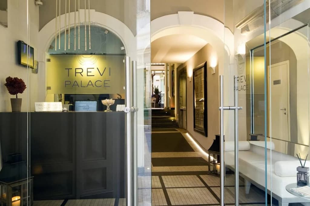 Trevi Palace Luxury Inn - Рим