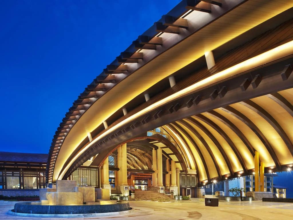 Курорт The St. Regis Sanya Yalong Bay - Санья