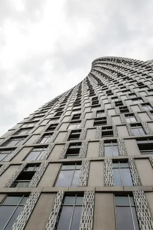 Havenly Vacation Cayan Tower - Дубай