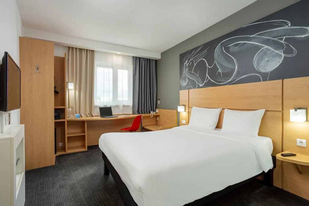 Отель Ibis Краснодар Центр - Краснодар