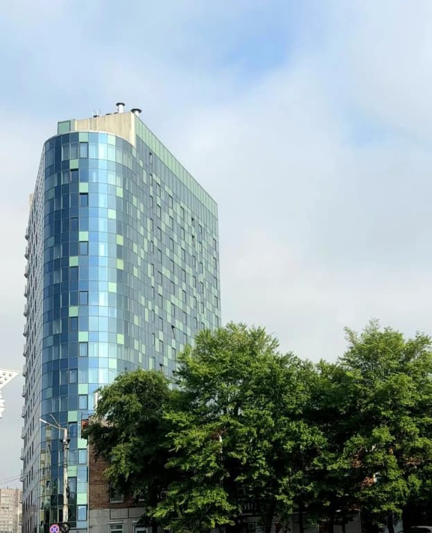 Отель New Living Vladivostok - Владивосток