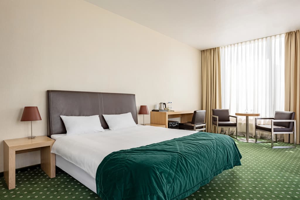 Green City Hotel - Минск