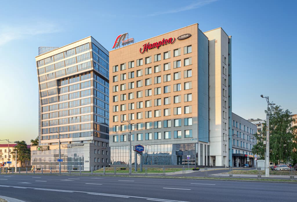 Отель Hampton by Hilton Minsk City Center - Минск