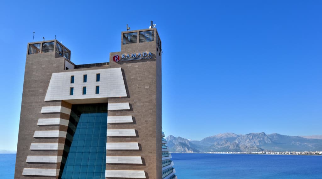 Ramada Plaza by Wyndham Antalya - Анталья