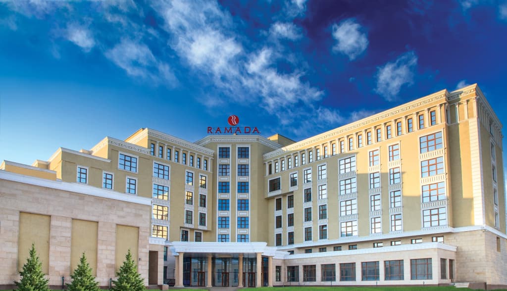Отель Ramada by Wyndham Almaty - Алматы