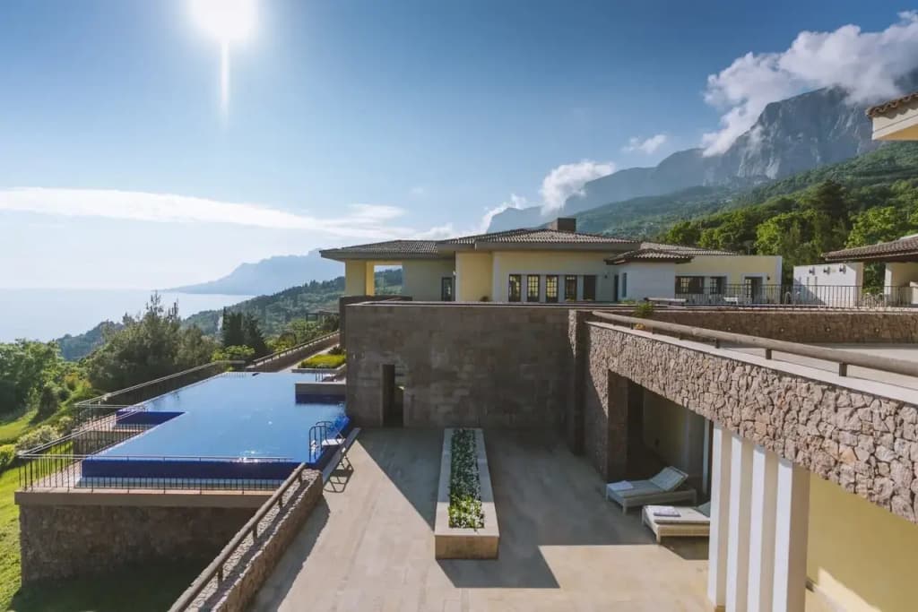 Отель Крымский Бриз Hotel & Villas - Крым