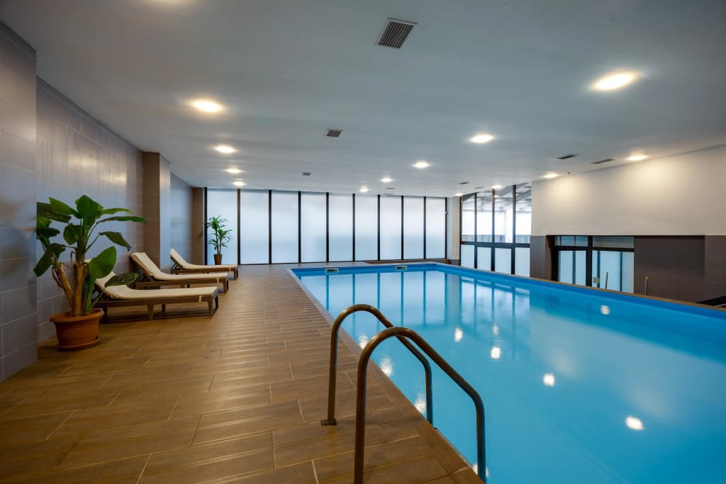 Hotel Pine Astoria - Тбилиси