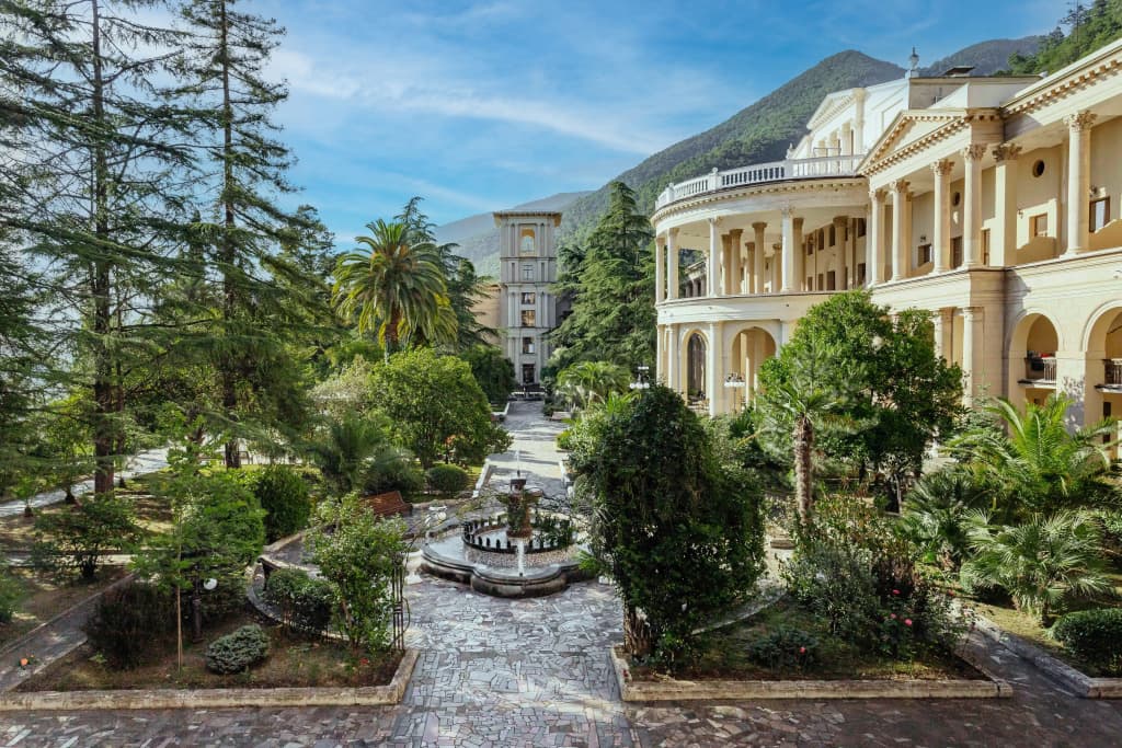 Отель Amra Park Hotel & Spa - Гагра