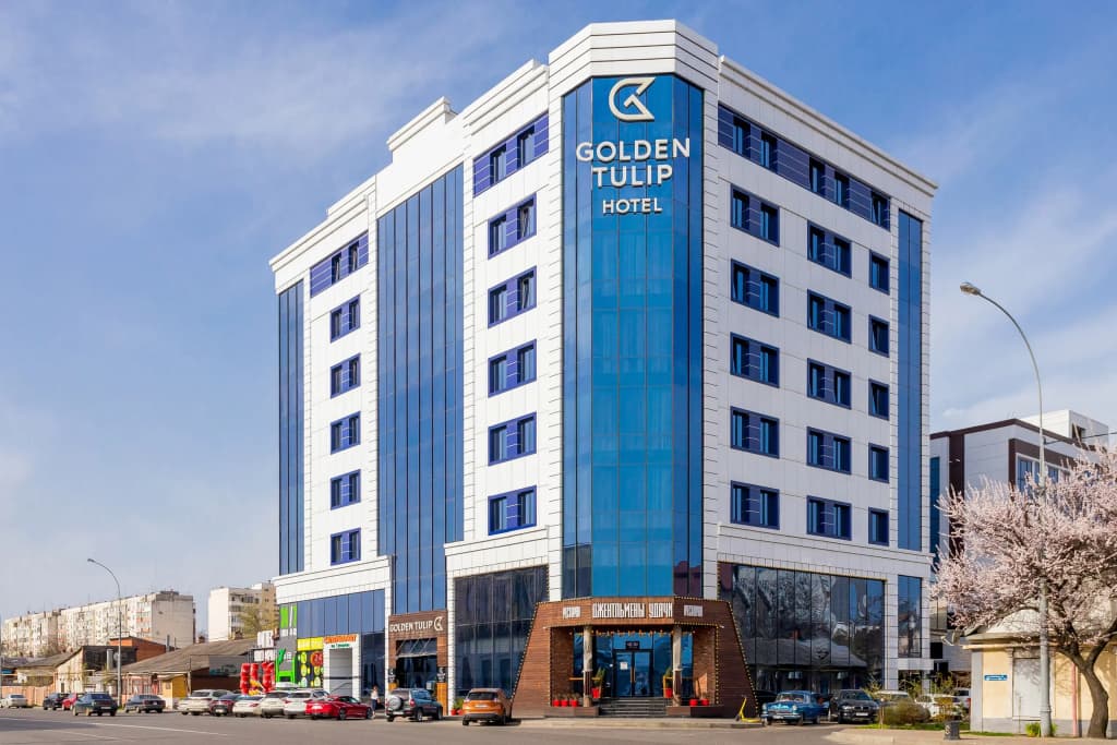 Отель Golden Tulip Krasnodar - Краснодар