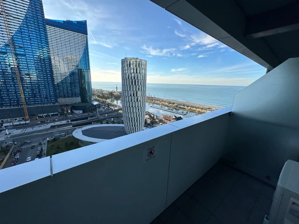 Апартаменты с видом на первой линии моря в 5* Апарт-отеле (Новый Батуми, центр набережной) (13) - Батуми