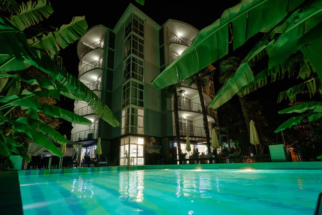 Sunrise Garden Hotel - Гагра