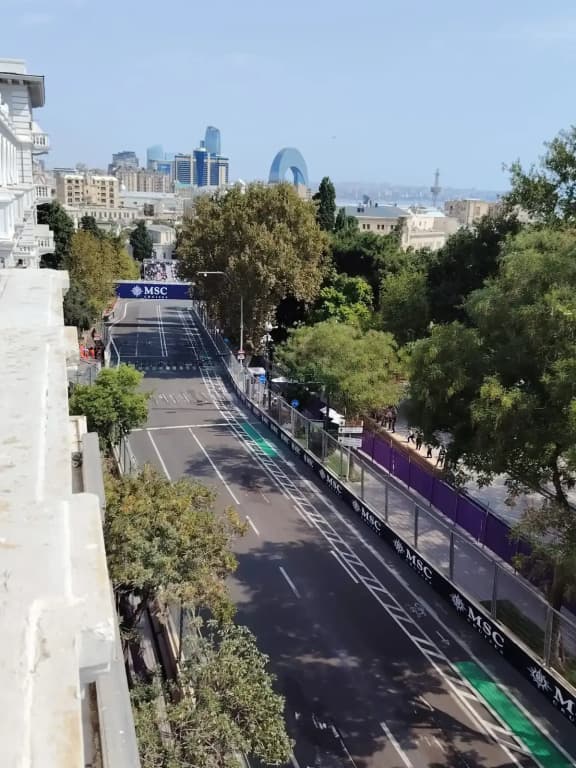 Апартаменты Односпальные с Гостиной в Центре Города - Баку