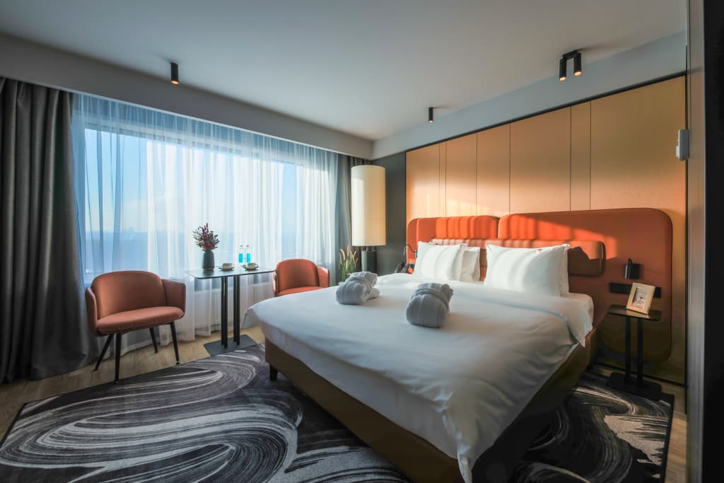 Отель Mercure Hotel and Residences Saint Petersburg - Крым